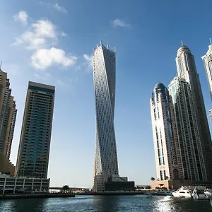 Hometown Holiday Homes - Cayan Tower دبي